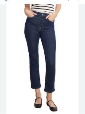Good American Good Legs. Dark Blue Cropped Straight Jeans. Size 8/29.